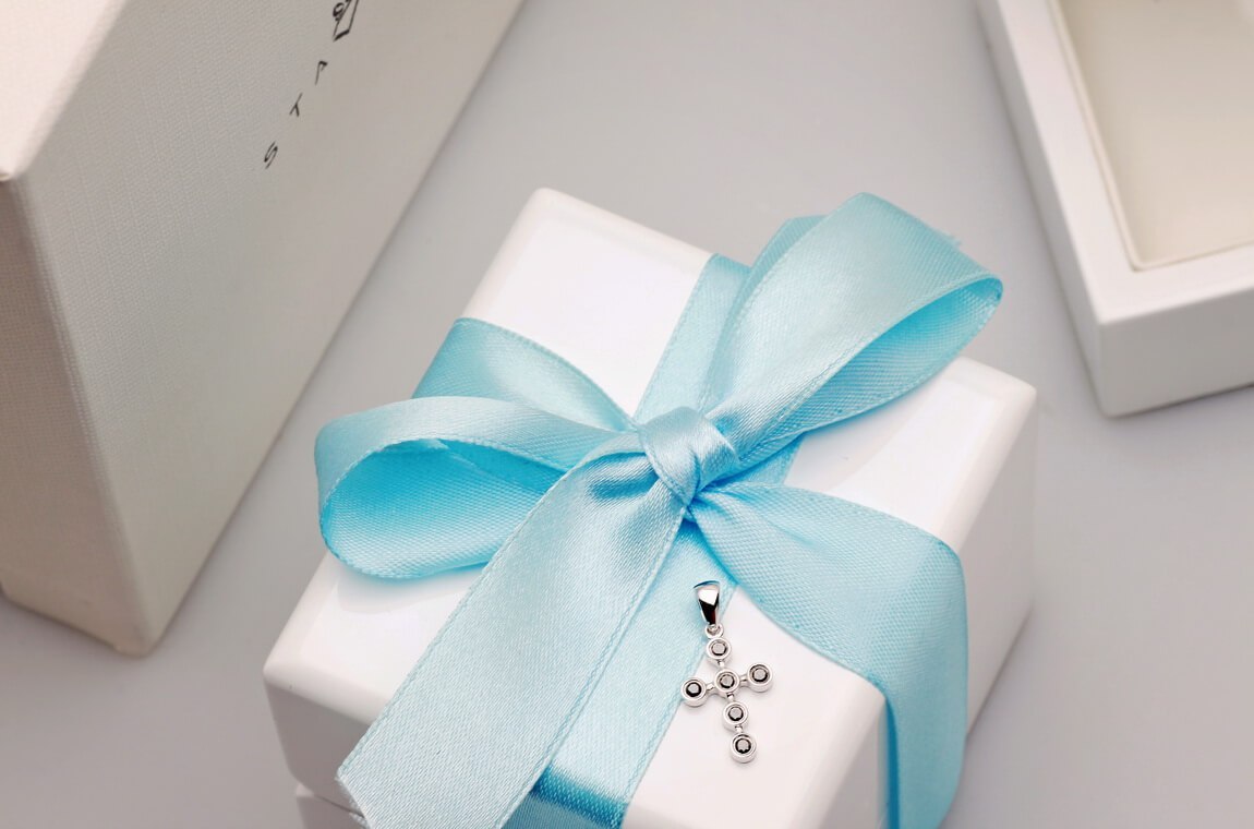 Złoty wisiorek WBD4061 - Diament